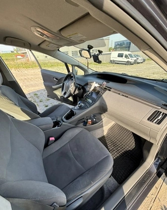 Toyota Prius cena 34000 przebieg: 277500, rok produkcji 2011 z Gdańsk małe 92